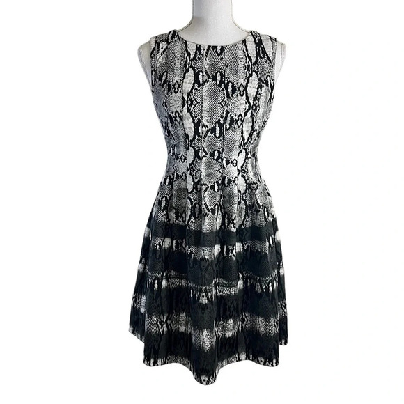 Vince Camuto Snakeskin Dress Size 4 Black and Gray Sleeveless A Line Cocktail - Picture 1 of 8